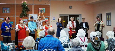Выступление артистов ансамбля «Золотой век» в Липовском доме-интернате для престарелых и инвалидов