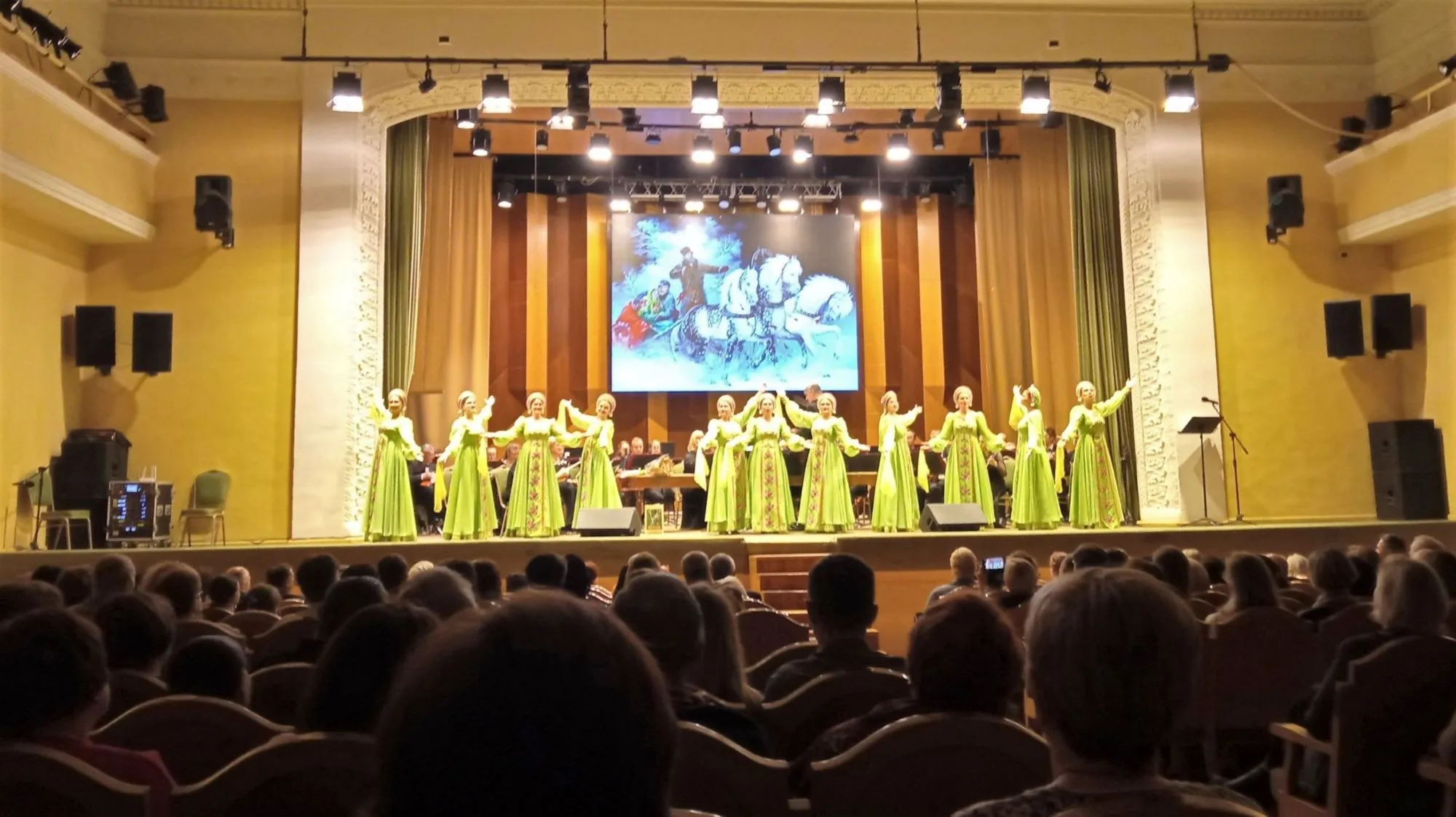 ПРАЗДНИК МУЗЫКИ ДЛЯ ВОРОНЕЖСКИХ ВЕТЕРАНОВ.