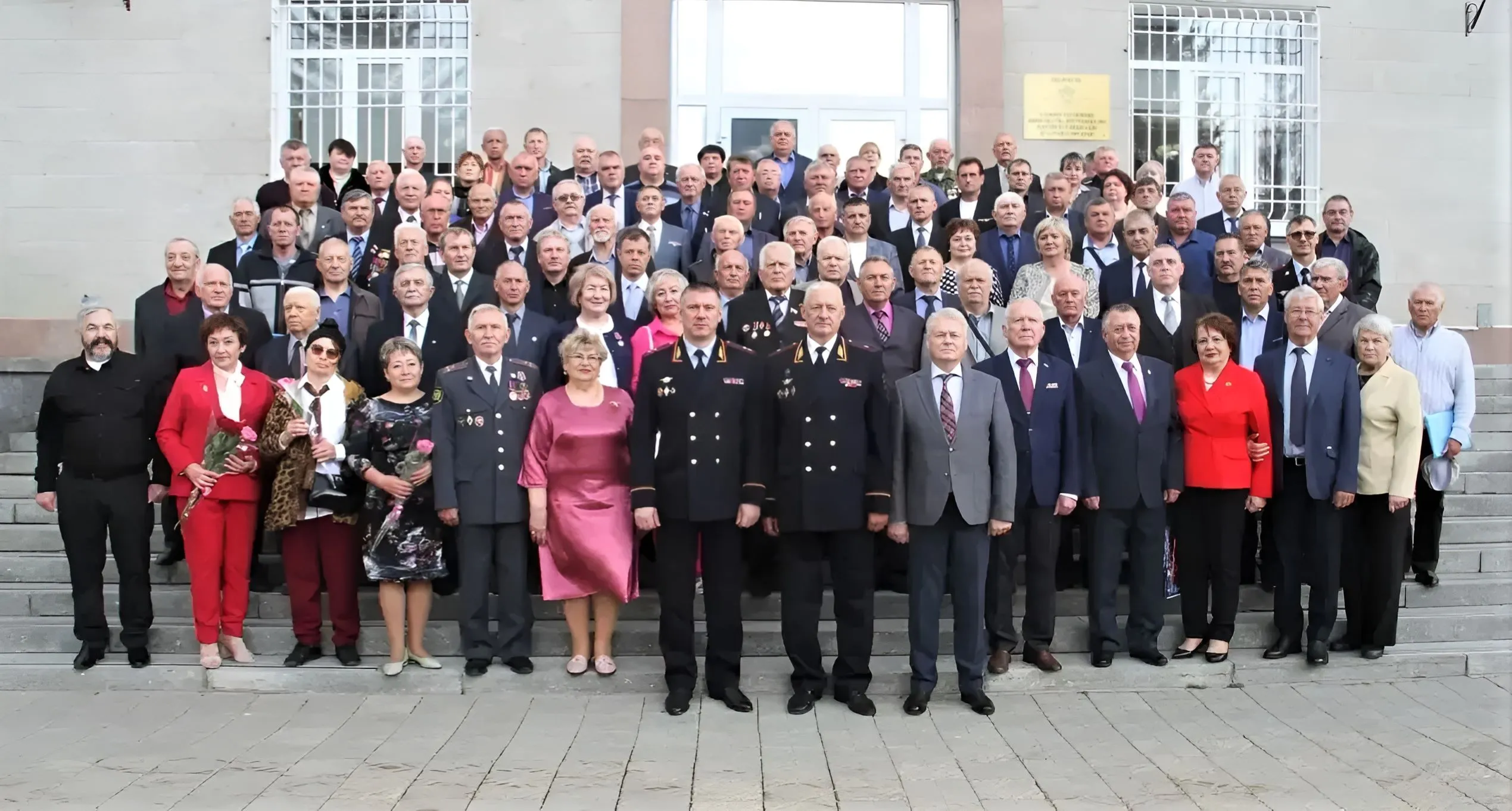 ВЕТЕРАНЫ СОВЕТСКОЙ МИЛИЦИИ В ЗАПАС НЕ УХОДЯТ.